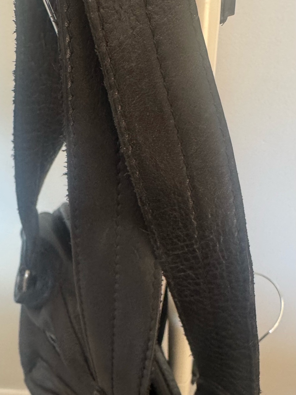 Oushka London Black Leather Shoulder Tote Bag - Picture 5 of 10